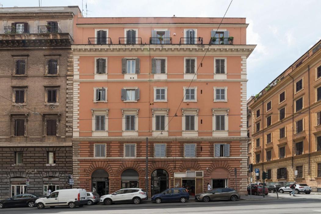 Iflat Lovely Apartment For Groups Rome Bagian luar foto